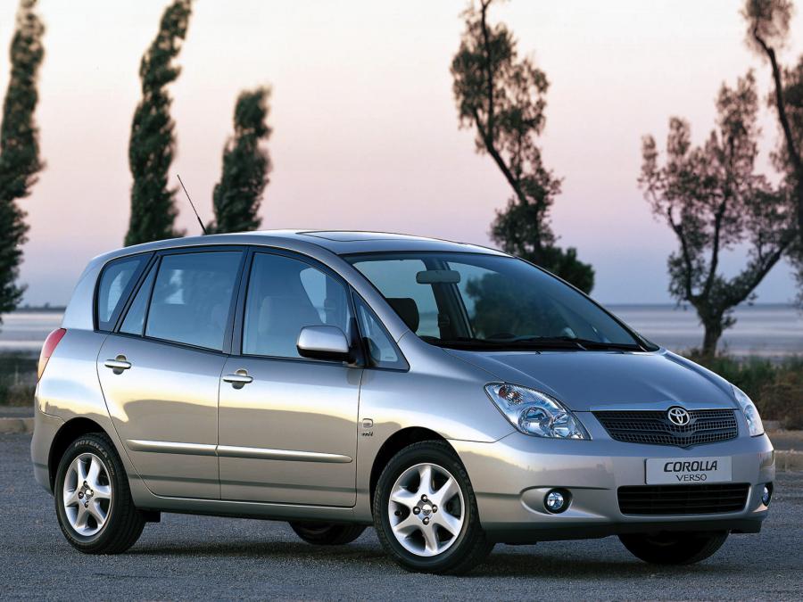  Toyota Corolla Verso 2001-04 2001 года  (фото 8 из 13)